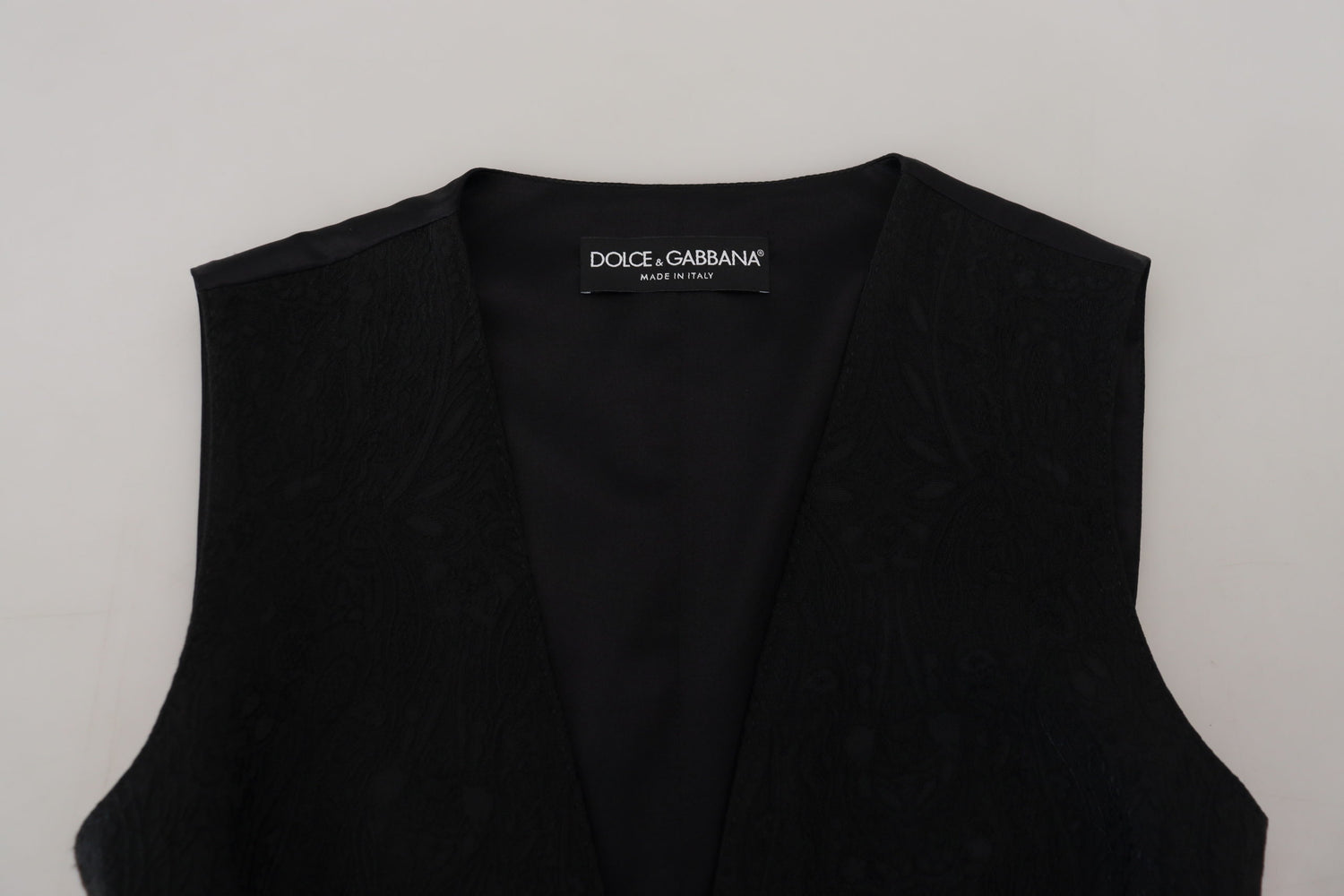 Dolce &amp; Gabbana Elegant Black Silk Blend Waistcoat Vest