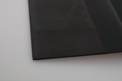 A.G. Spalding &amp; Bros Elegant Leather Passport Wallet - Sleek Travel Essential