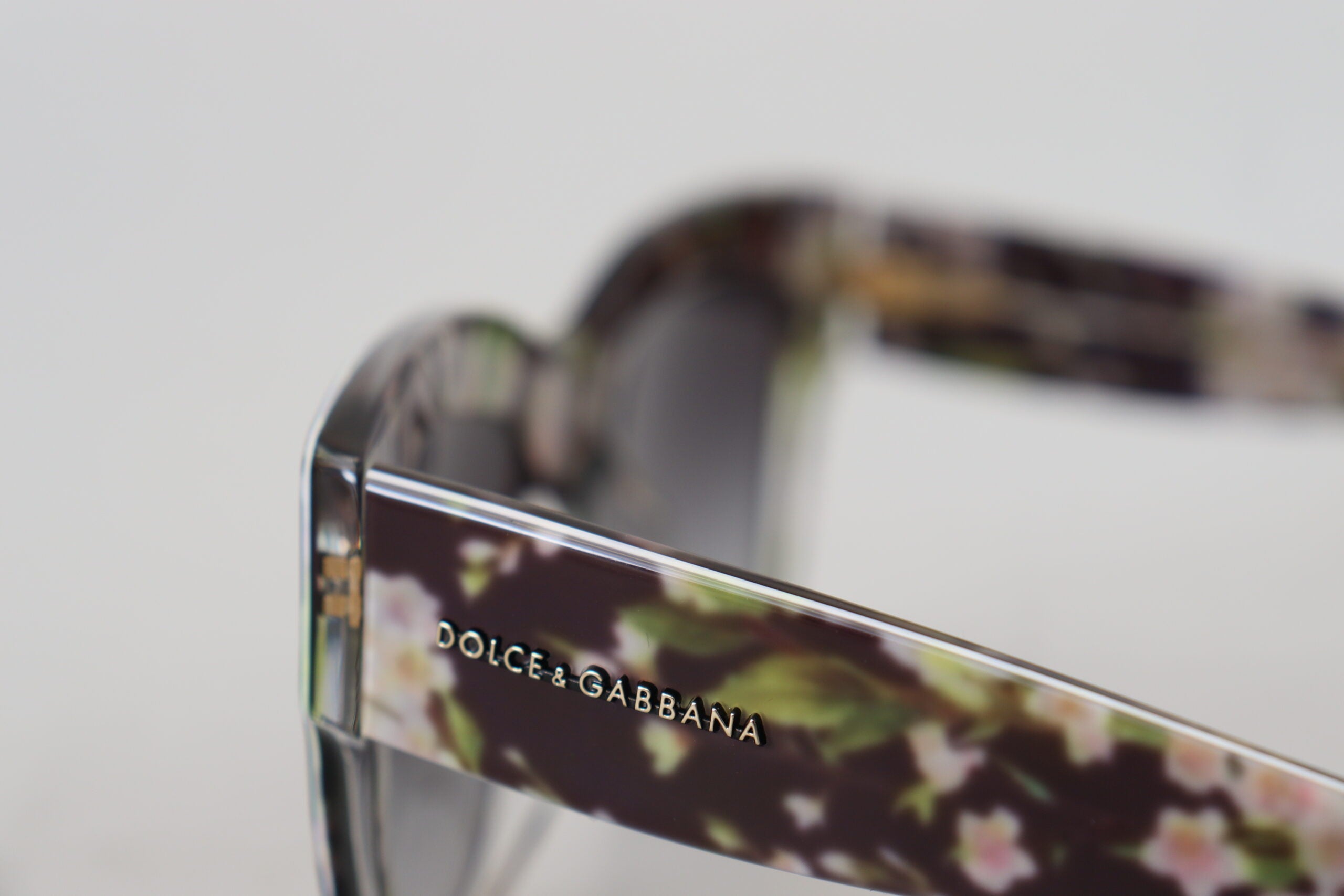 Dolce &amp; Gabbana Elegant Black Multicolor Gradient Sunglasses