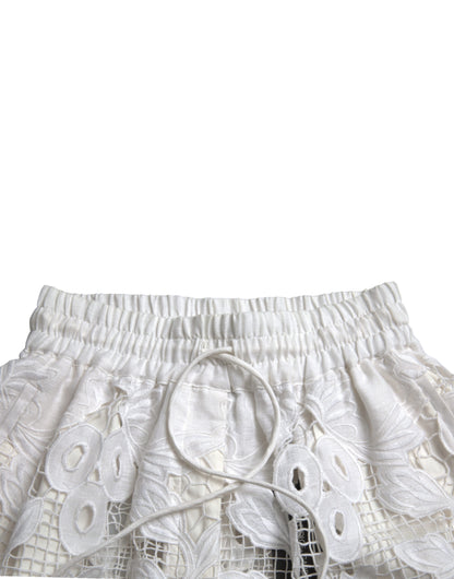 Dolce &amp; Gabbana Chic High-Waisted Lace Shorts in Pure White