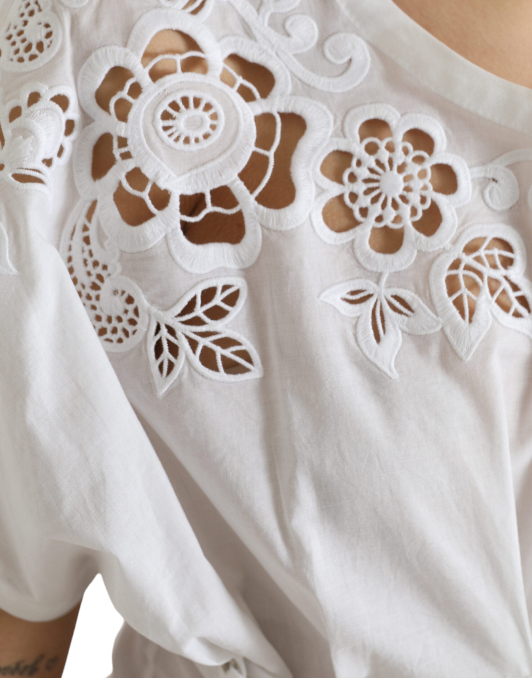 Dolce &amp; Gabbana Elegant White Floral Lace-Up Blouse