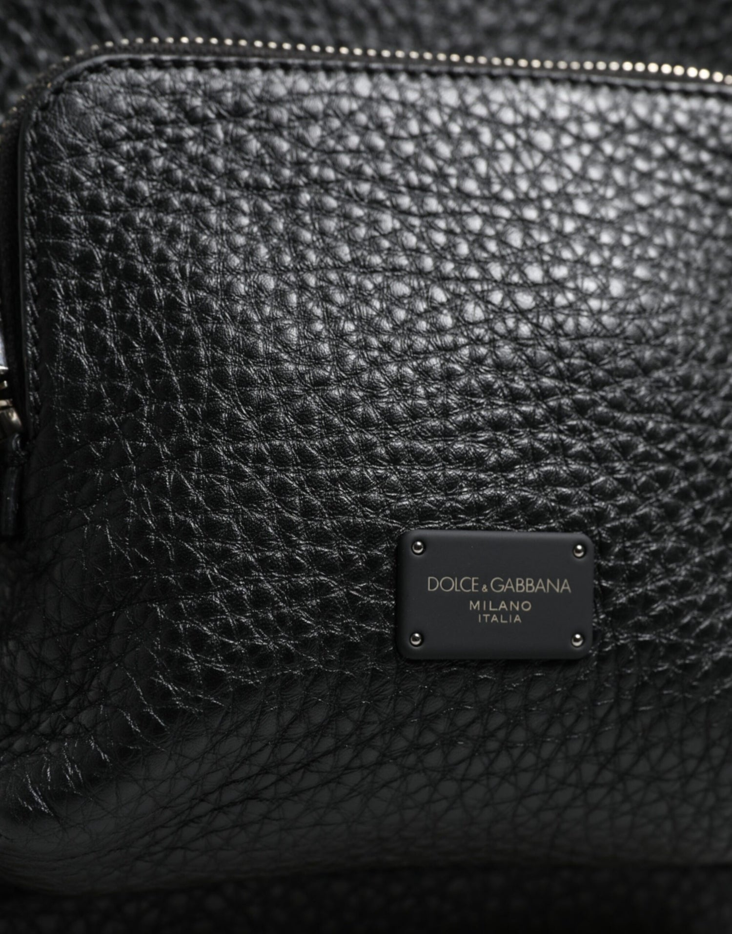 Dolce &amp; Gabbana Black Calfskin Leather Logo Plaque Bodybag Bag